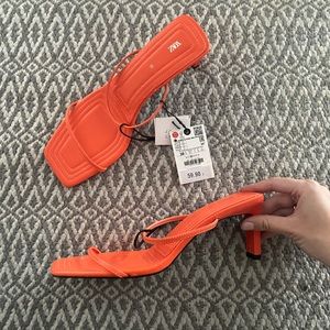 NWT! Zara orange heels
